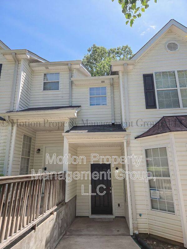 House for rent at 6710 Sunset Hills Blvd, Rex, GA 30273