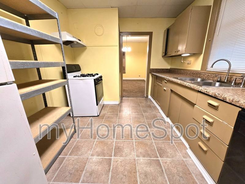 House for rent at 511 E La Rua St, Pensacola, FL 32501
