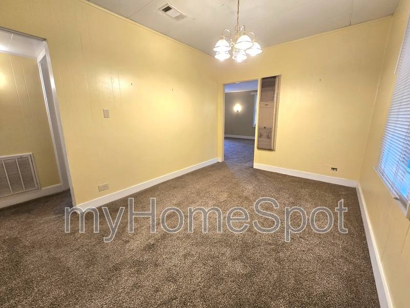 House for rent at 511 E La Rua St, Pensacola, FL 32501