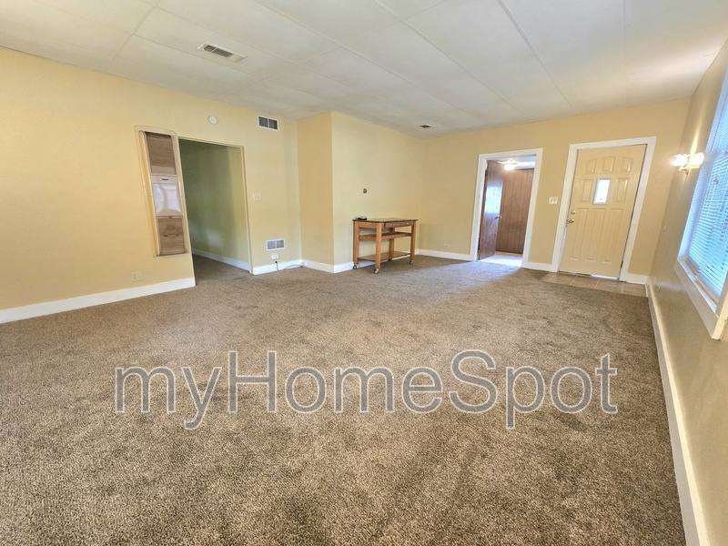 House for rent at 511 E La Rua St, Pensacola, FL 32501
