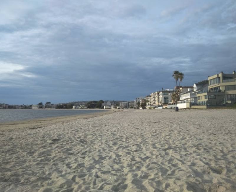 Apartment for rent at 37285 Ingraham St, San Diego, CA 92109