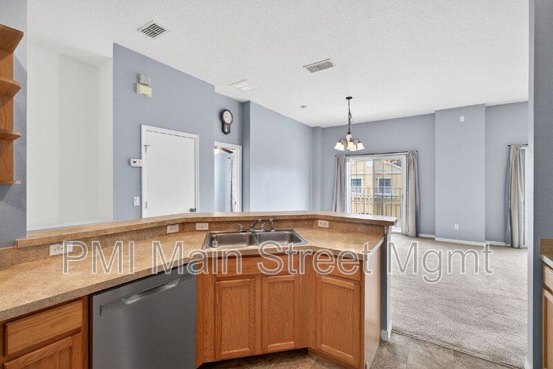 Townhouse for rent at 10935 Derringer Dr, Orlando, FL 32829