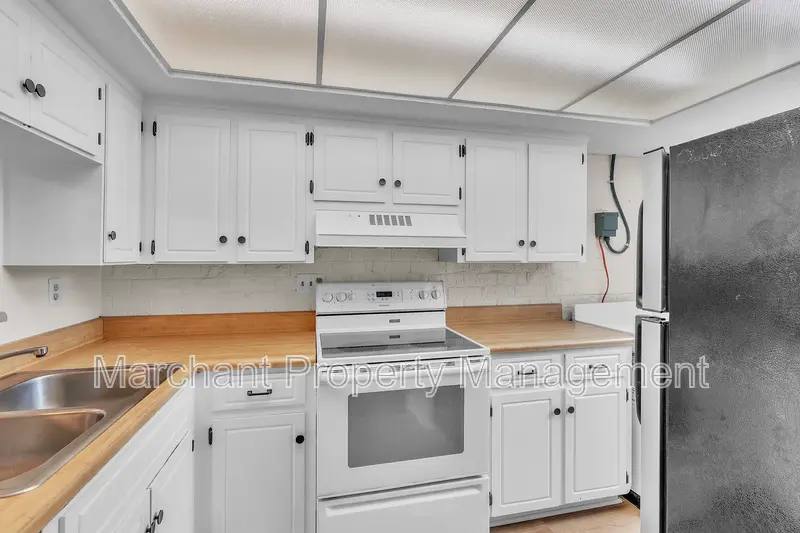 Condo for rent at 2530 E N St #11B, Greenville, SC 29615