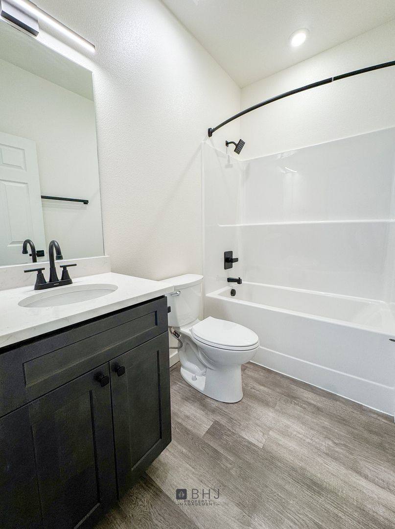 Apartment for rent at 991 Covey Run Rd, Sheridan, WY 82801