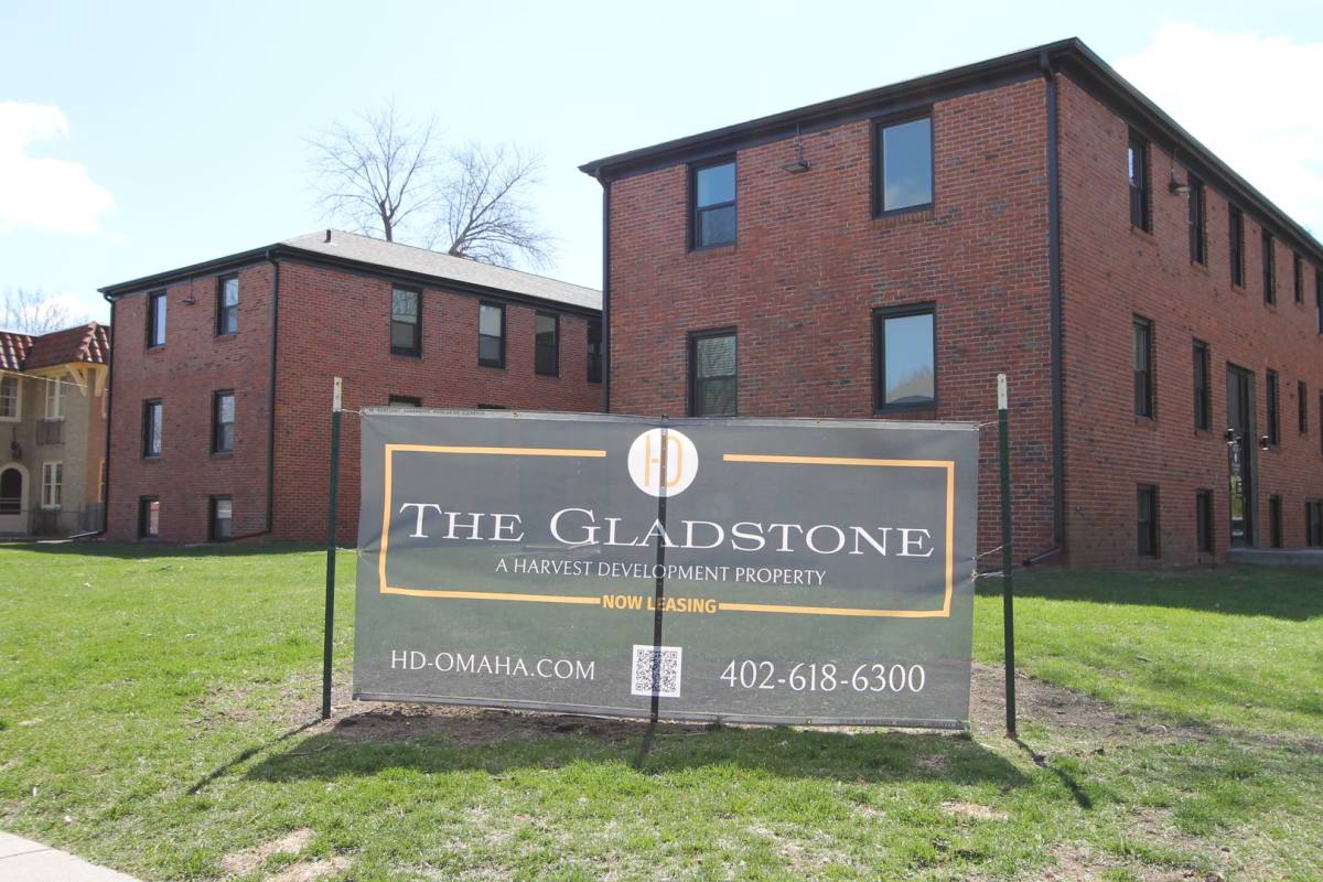 Apartment for rent at 4723 Cass St, Omaha, NE 68132