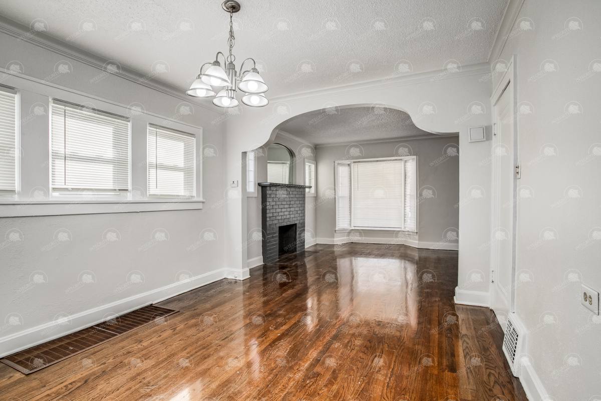 House for rent at 4309 College Ave, Kansas City, MO 64130