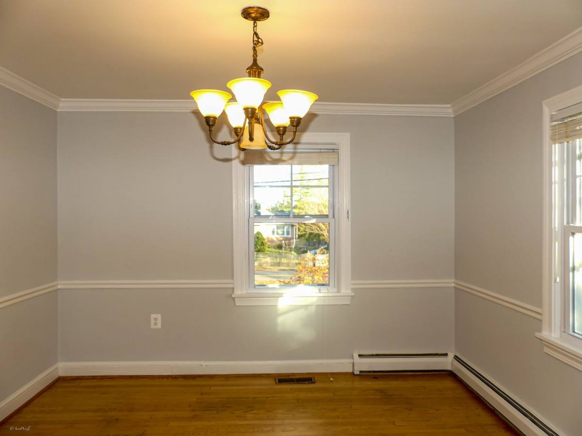 House for rent at 903 Crestview Dr, Herndon, VA 20170