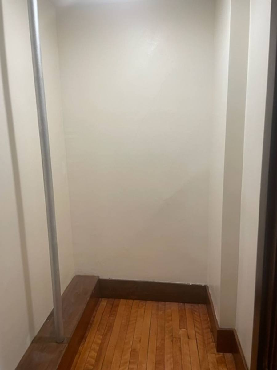 Apartment for rent at 185 Pine St, Holyoke, MA 01040