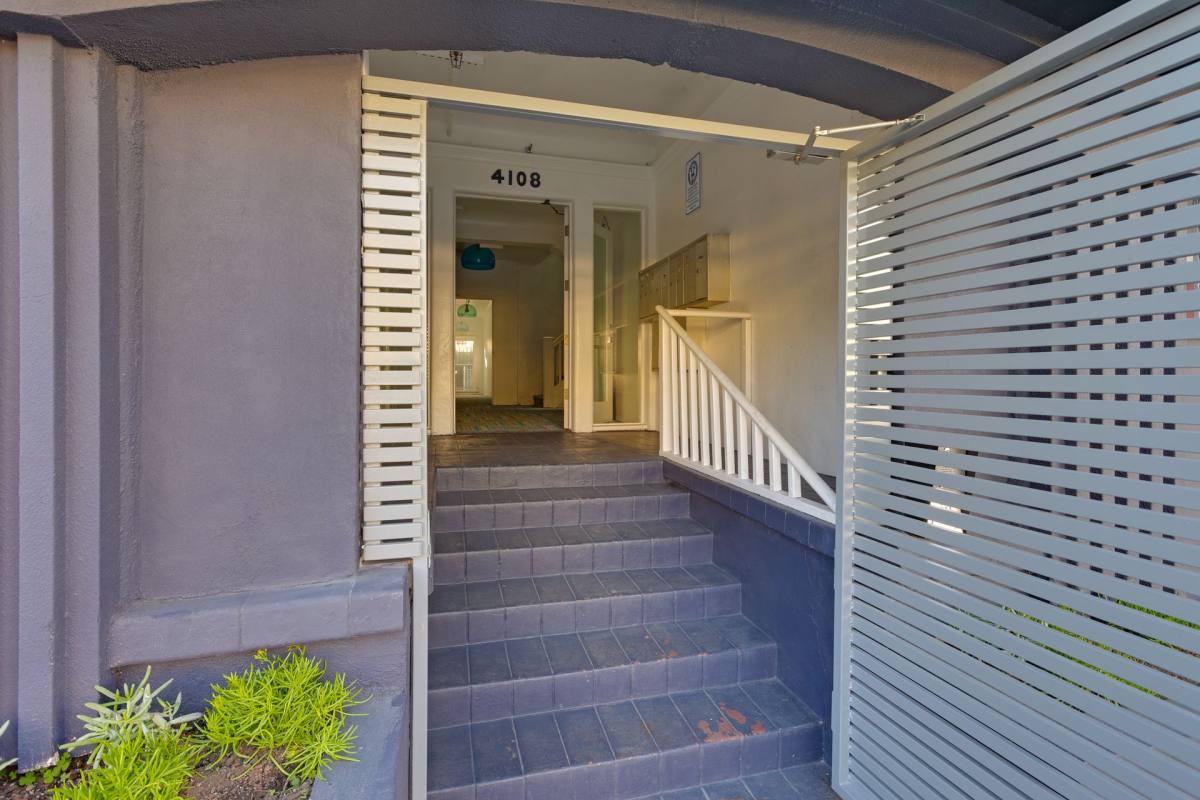 Apartment for rent at 4108 Marathon St, Los Angeles, CA 90029