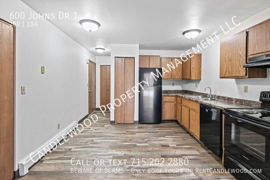 Apartment for rent at 600 Johns Dr #3, Stevens Point, WI 54481