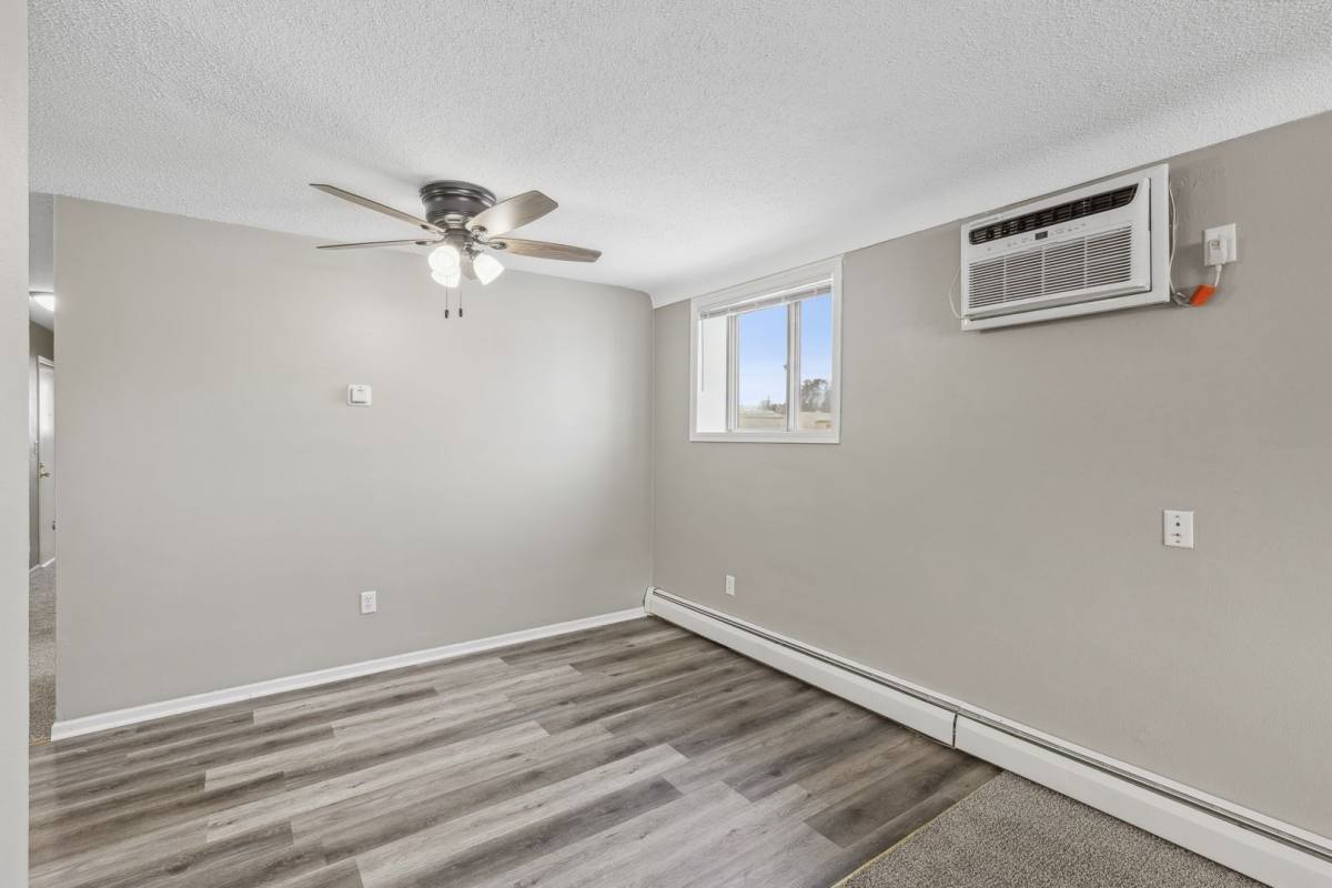 Apartment for rent at 1500 Elrose Court, South Saint Paul, MN 55075
