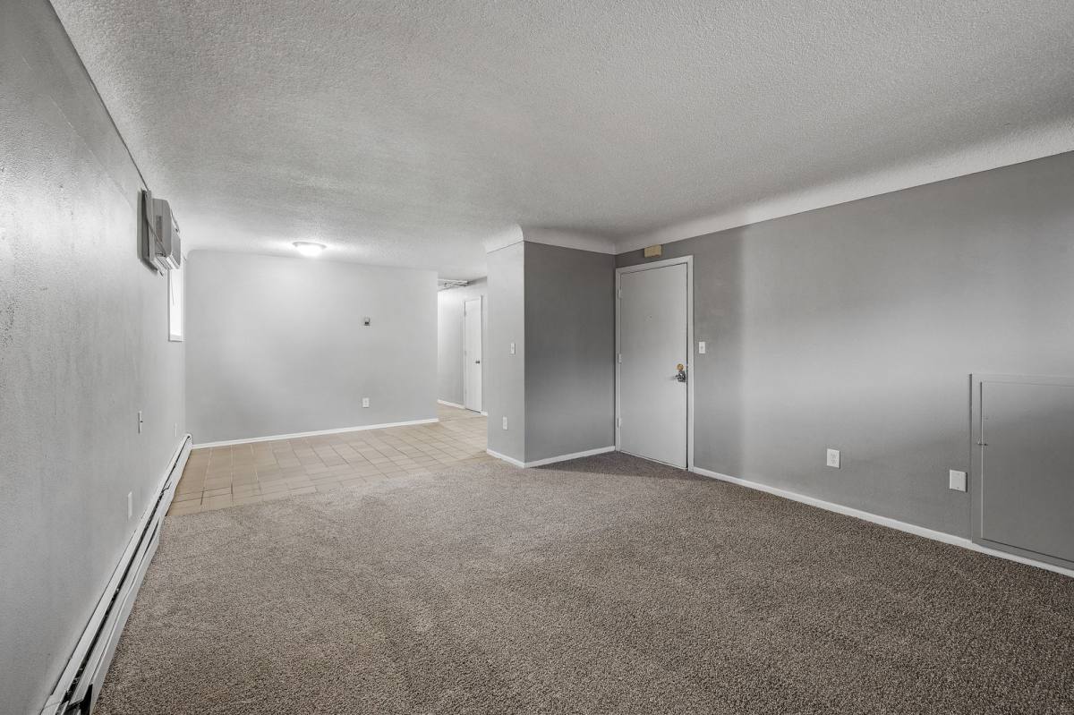 Apartment for rent at 1510 Elrose Court, South Saint Paul, MN 55075