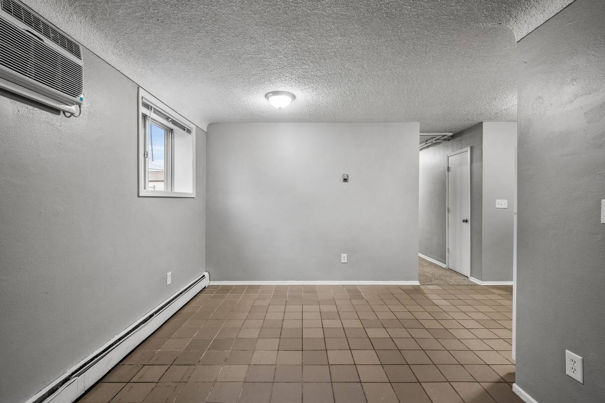Apartment for rent at 1510 Elrose Court, South Saint Paul, MN 55075