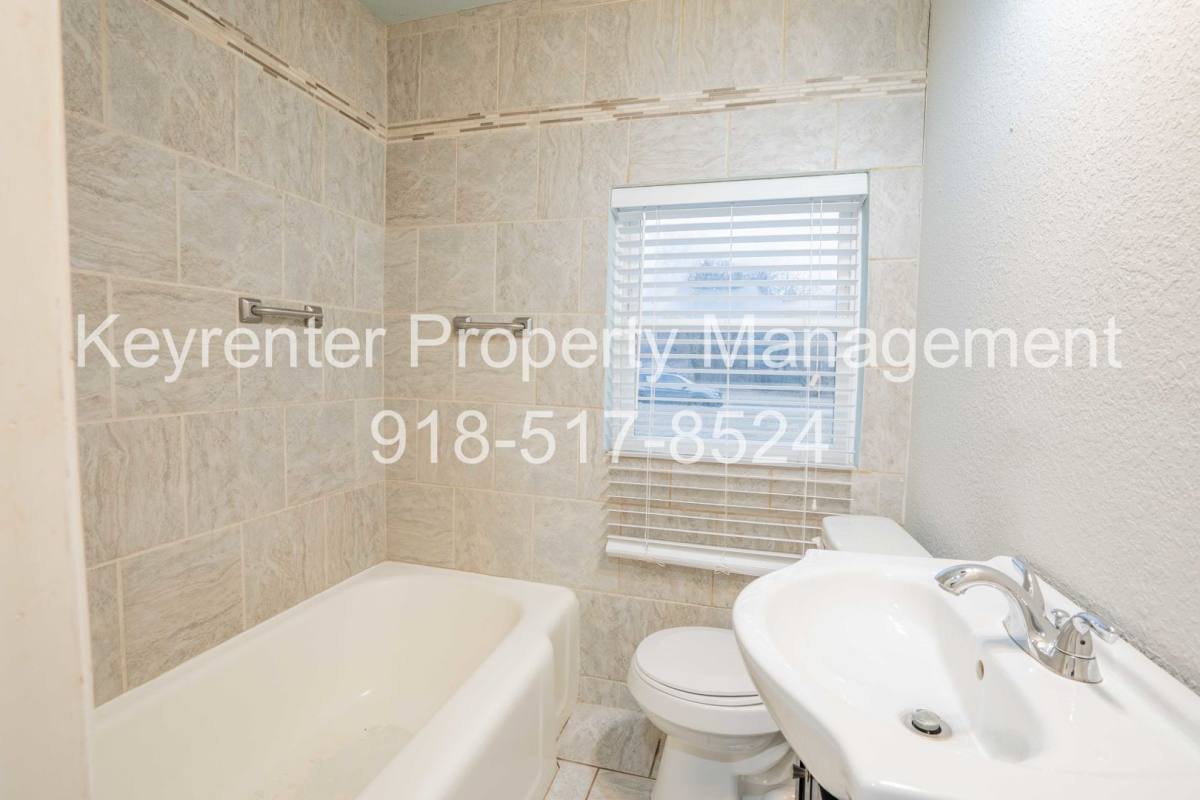 Apartment for rent at 508 S Joplin Ave, Tulsa, OK 74112