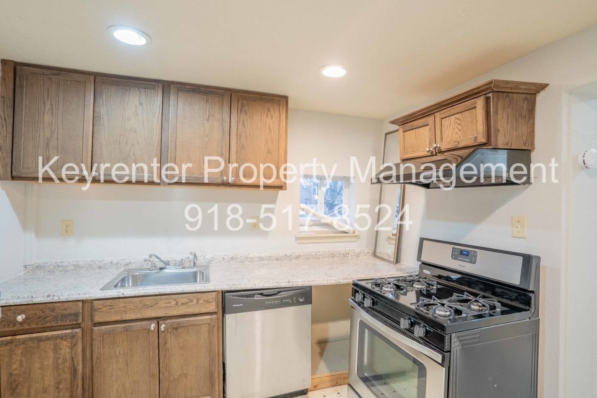 Apartment for rent at 508 S Joplin Ave, Tulsa, OK 74112