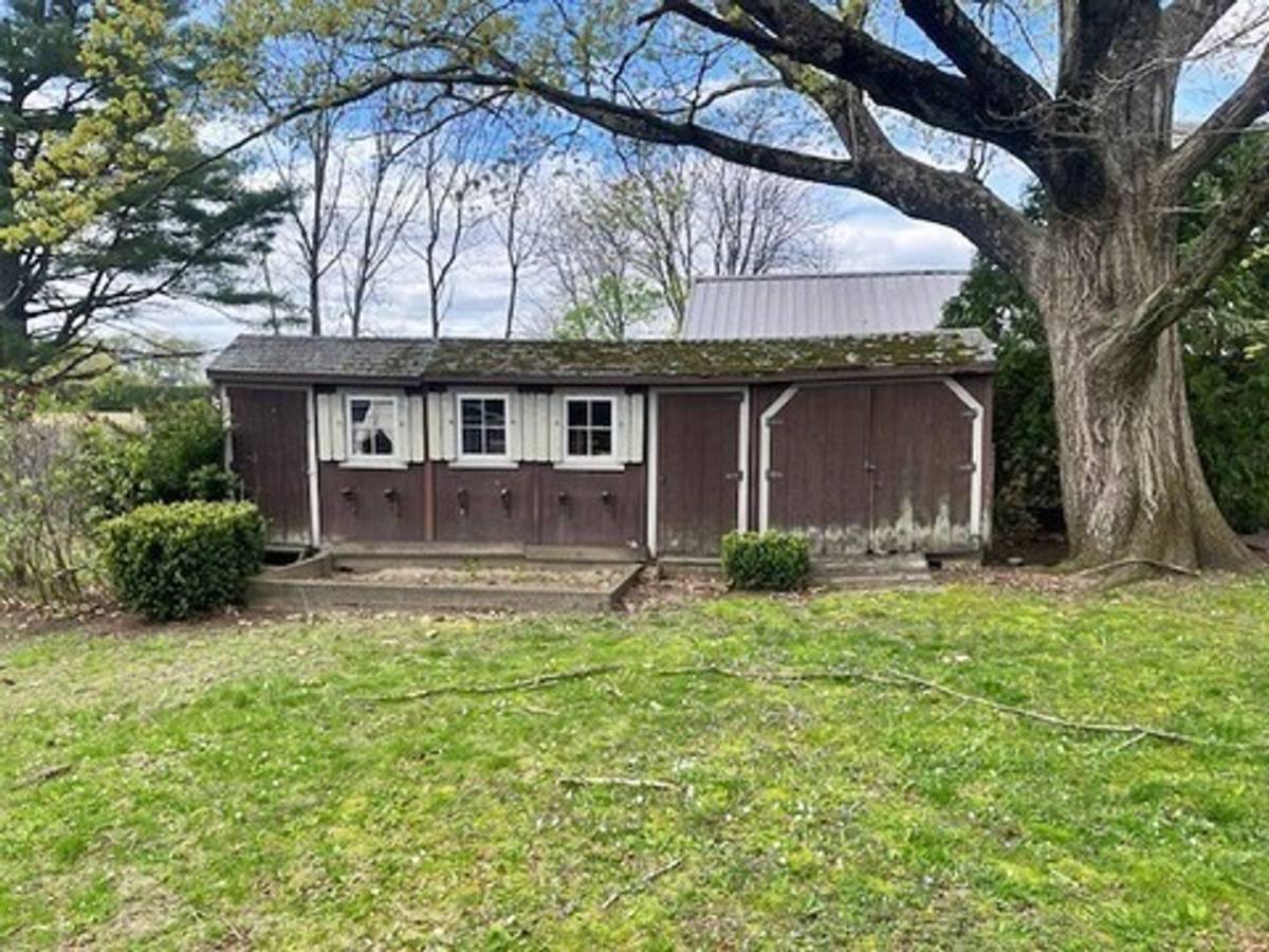 House for rent at 73 Elm St, Hatfield, MA 01038