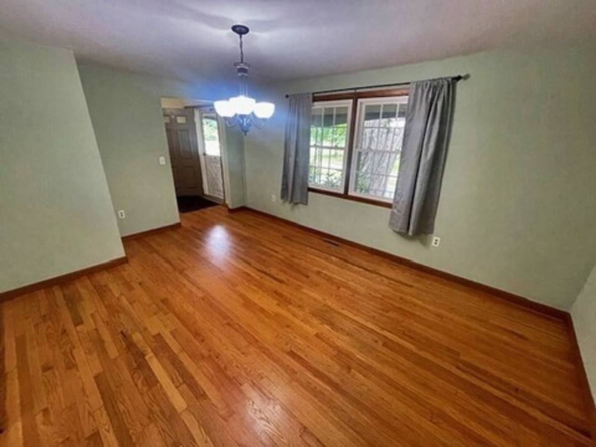 House for rent at 73 Elm St, Hatfield, MA 01038