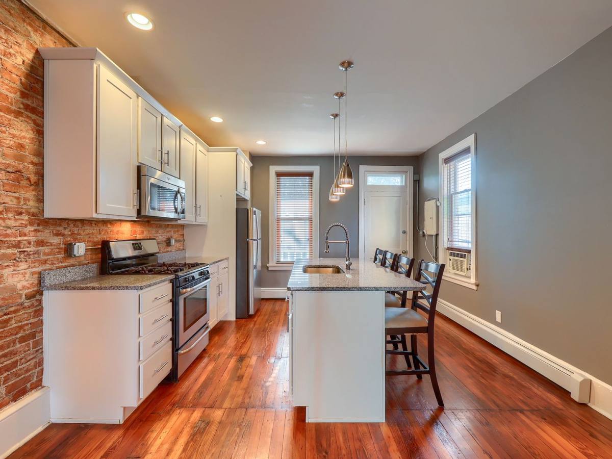 Apartment for rent at 1120 Green St, Harrisburg, PA 17102