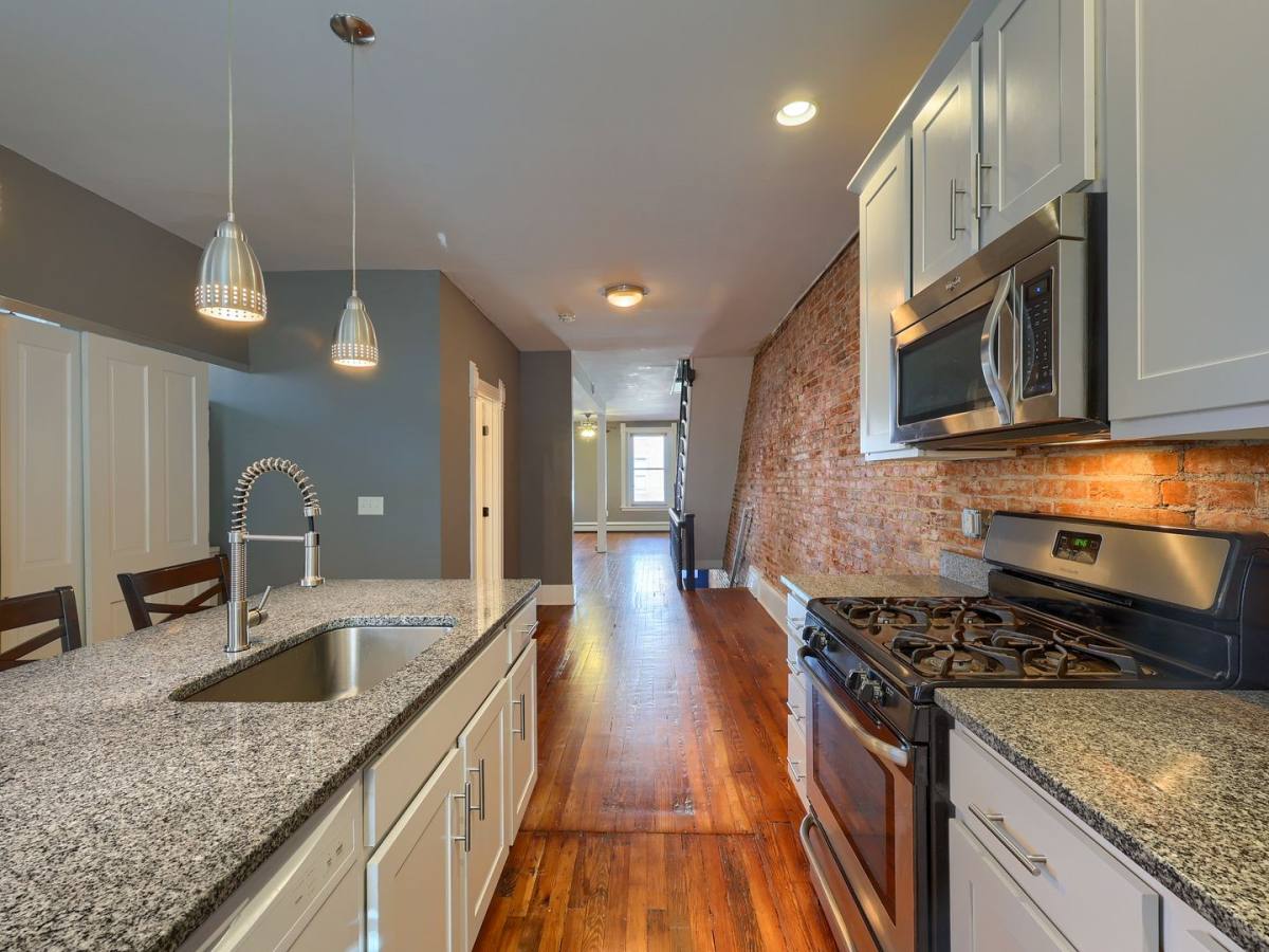 Apartment for rent at 1120 Green St, Harrisburg, PA 17102