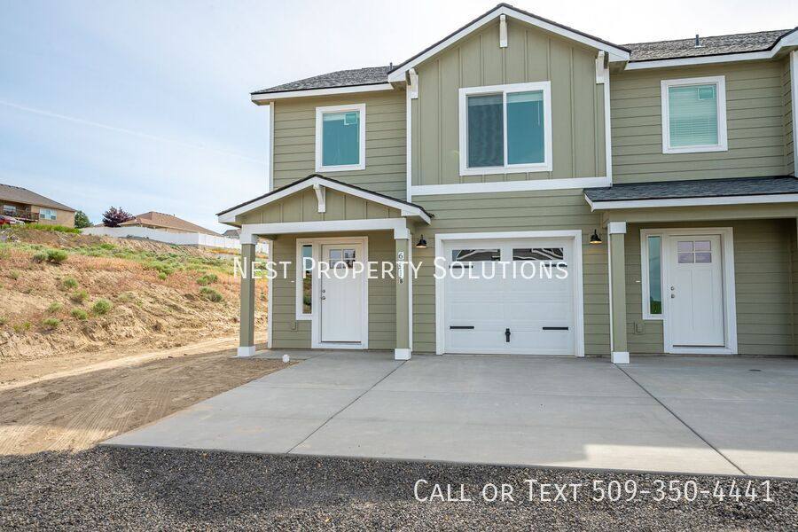 Apartment for rent at 651 NE Hargraves Ave #B, Royal City, WA 99357