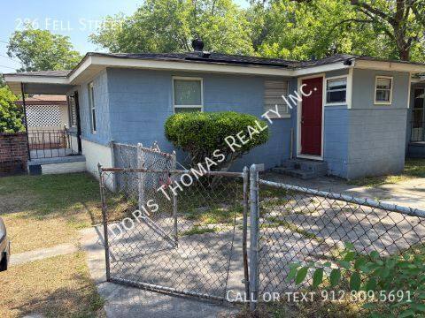 House for rent at 226 Fell St, Savannah, GA 31415