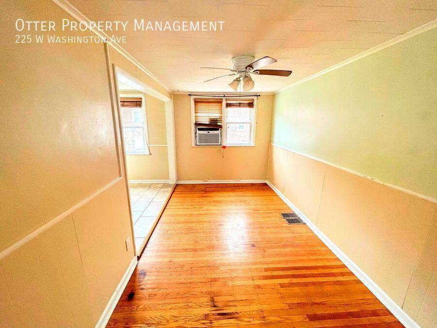 House for rent at 225 W Washington Ave, Clifton Heights, PA 19018