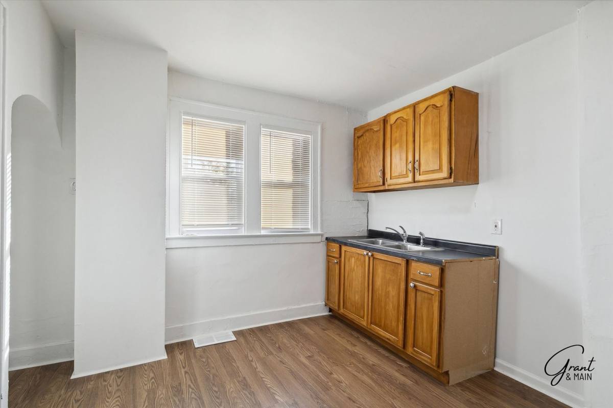 House for rent at 16211 Kentucky, Detroit, MI 48221