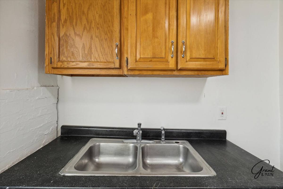 House for rent at 16211 Kentucky, Detroit, MI 48221