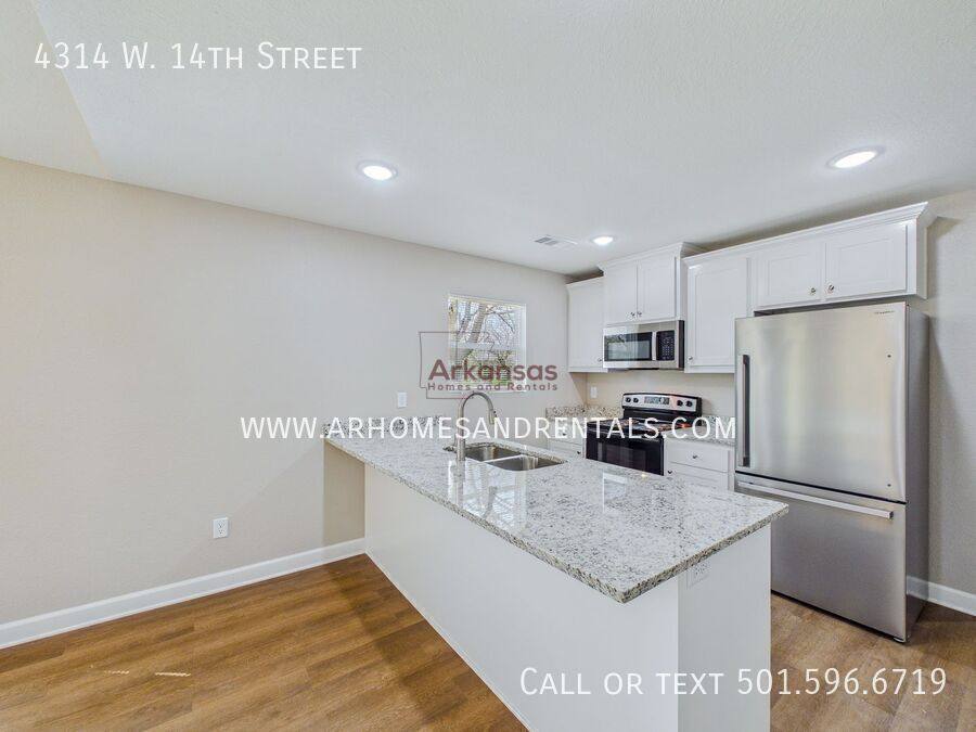 House for rent at 4314 W 14th St, Little Rock, AR 72204