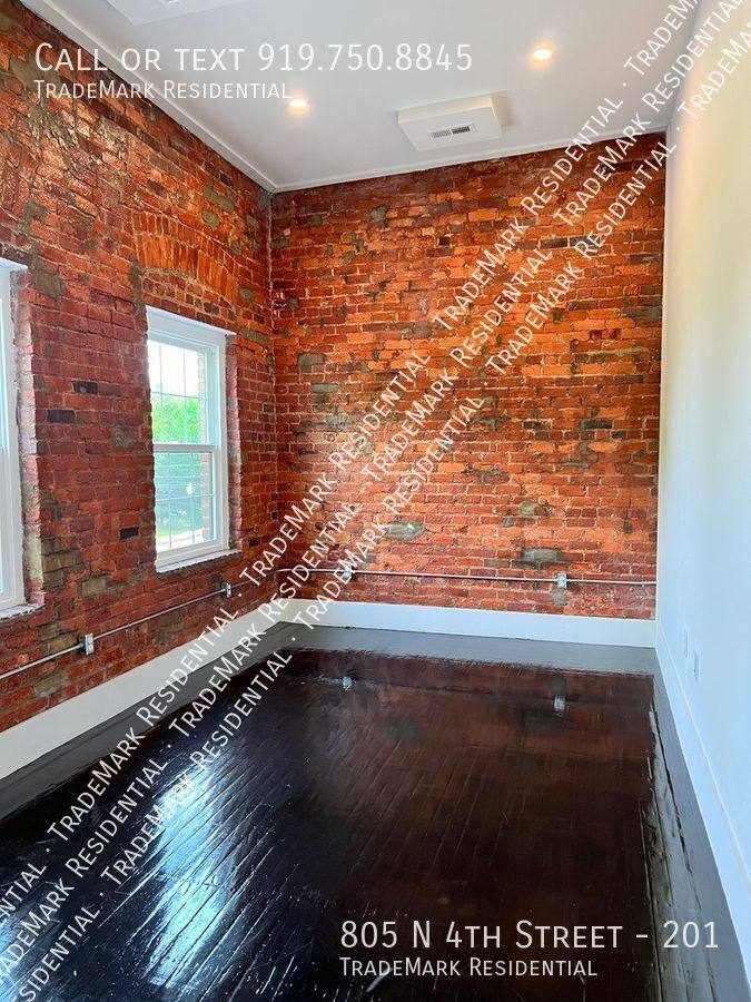 Condo for rent at 805 N 4th St #201, Wilmington, NC 28401