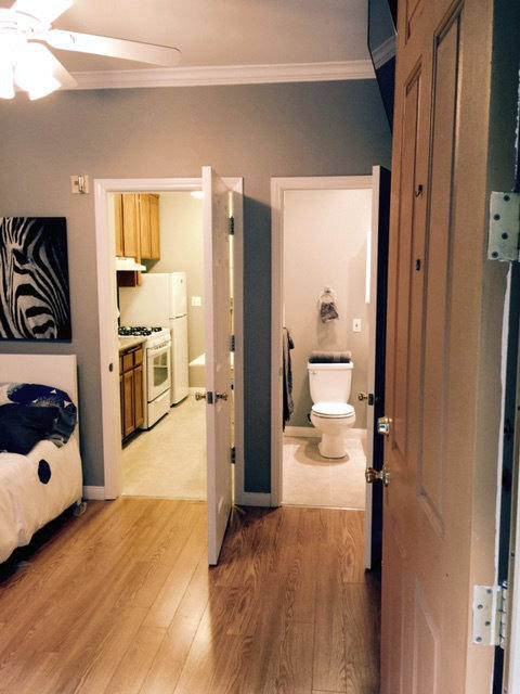 Apartment for rent at 1117 3rd St #6, Santa Monica, CA 90403