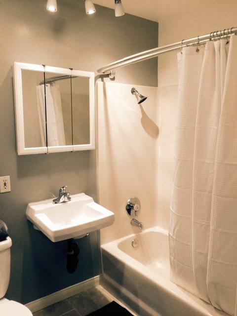 Apartment for rent at 1117 3rd St #6, Santa Monica, CA 90403