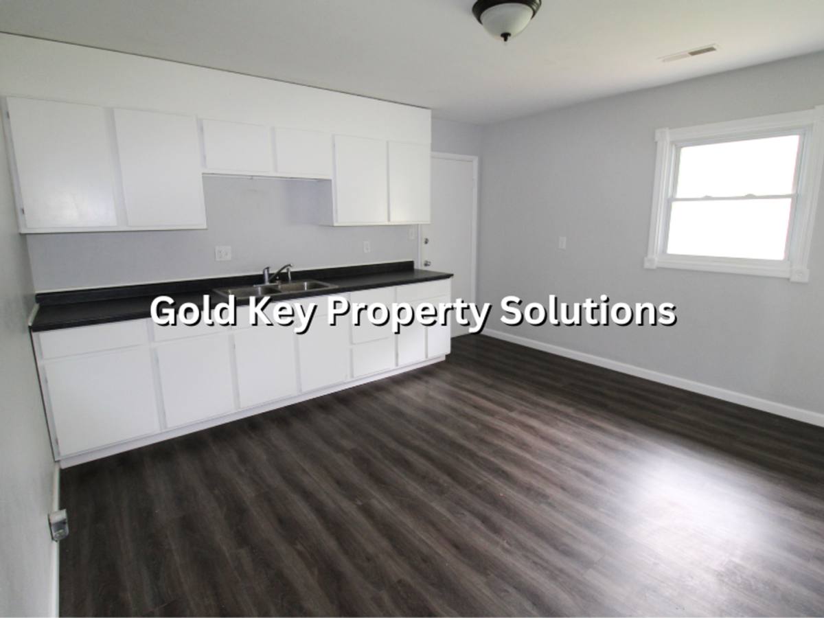 Apartment for rent at 3476-3480 W 250 N, Anderson, IN 46011