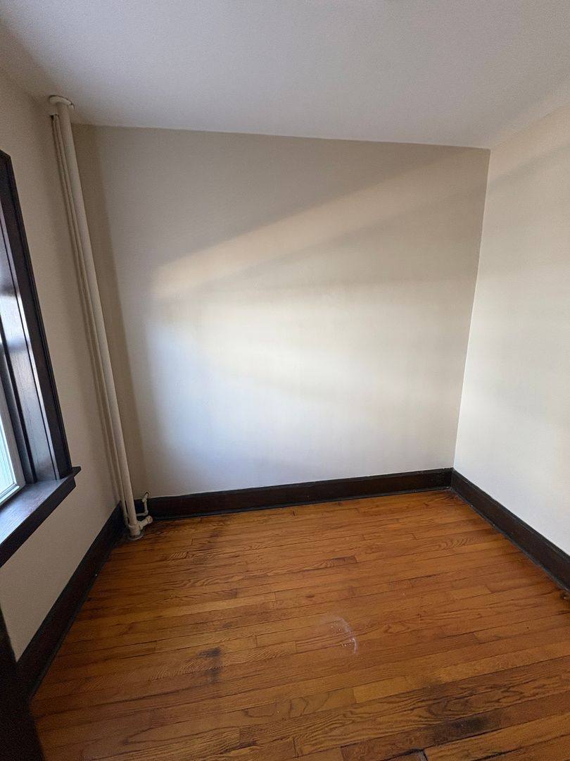 Apartment for rent at 2464 Harney St, Omaha, NE 68131