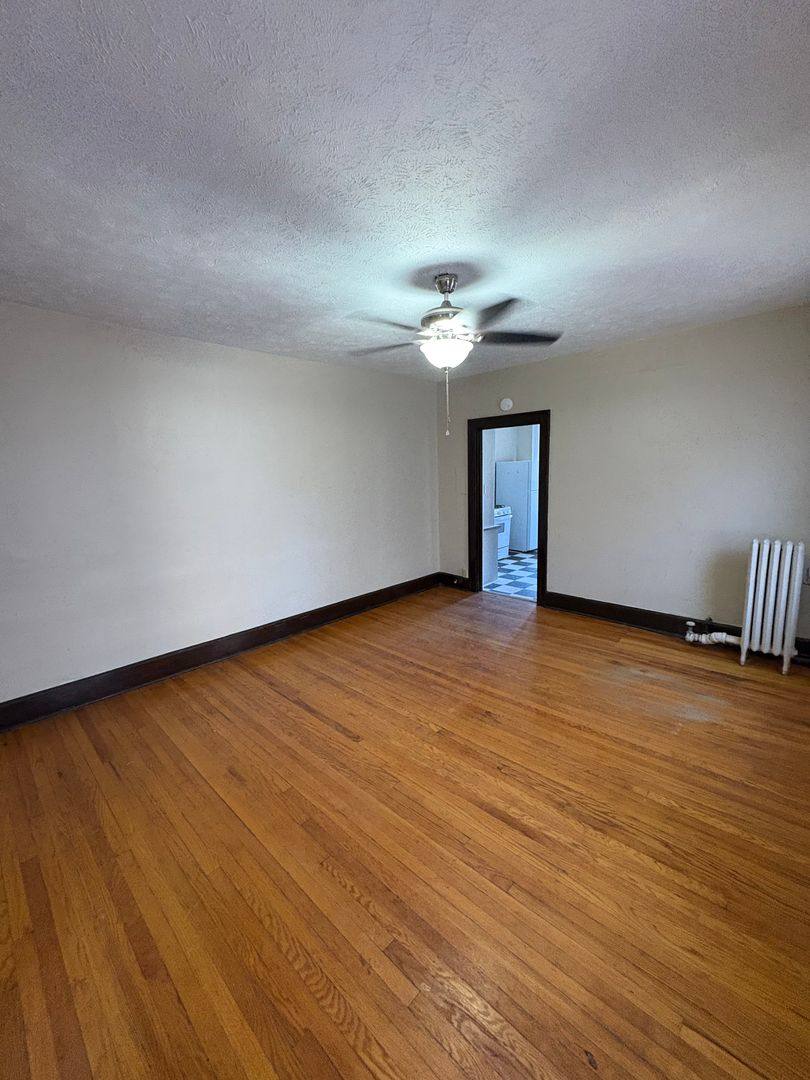 Apartment for rent at 2464 Harney St, Omaha, NE 68131
