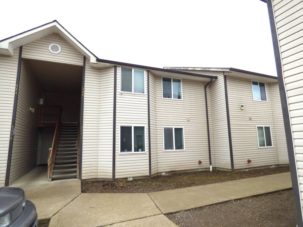 Apartment for rent at 3114 Evergreen Ave NE, Salem, OR 97301