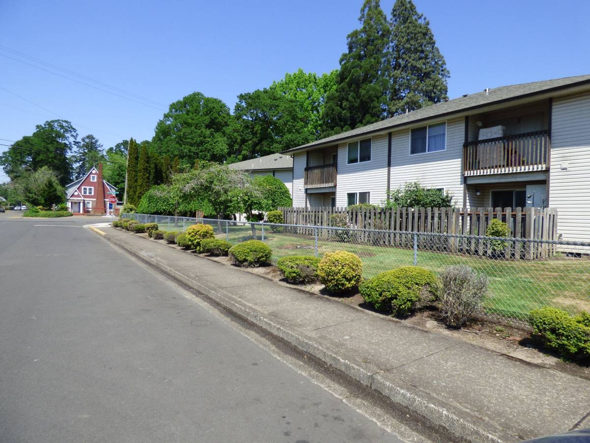 Apartment for rent at 3114 Evergreen Ave NE, Salem, OR 97301