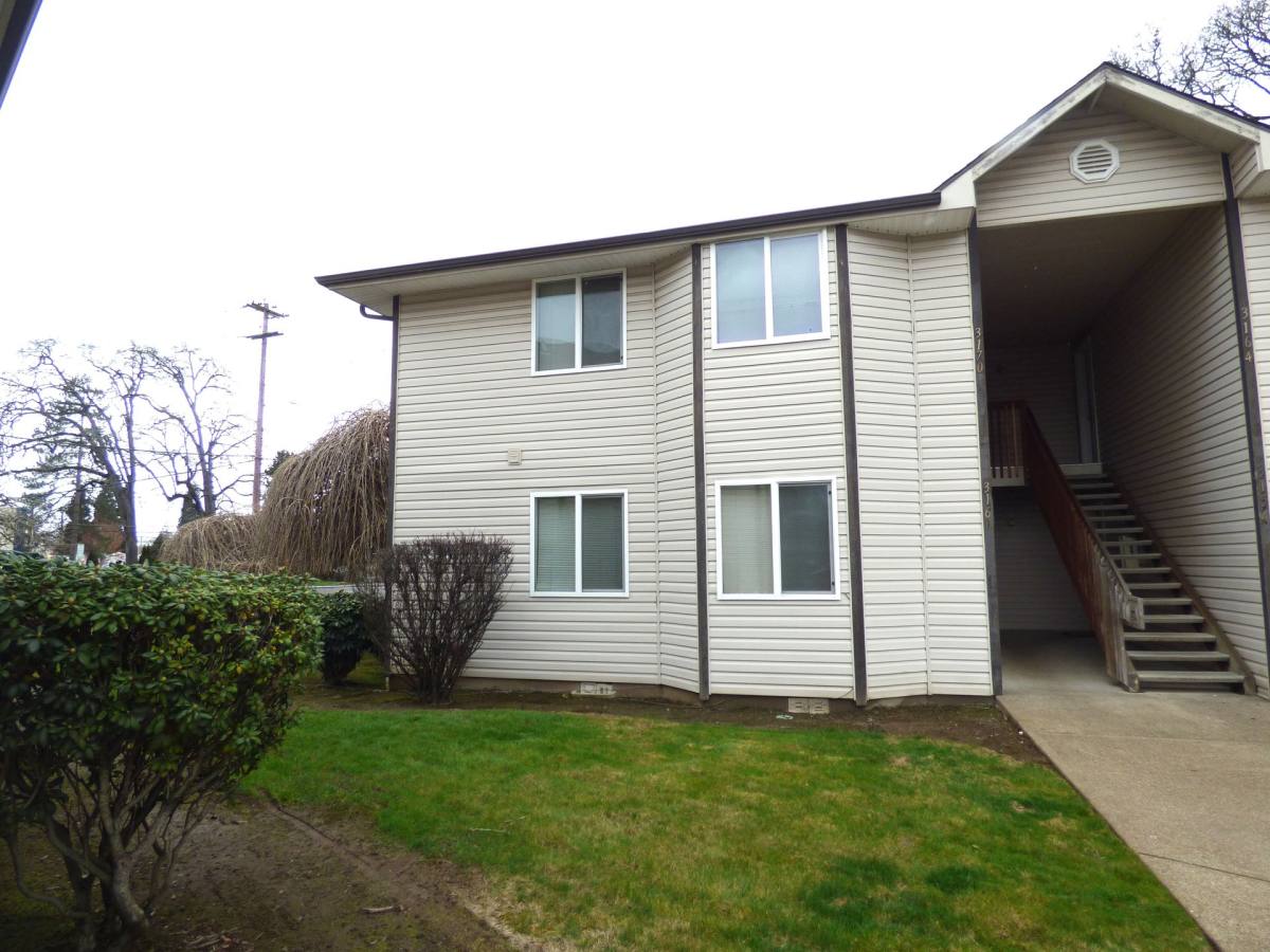 Apartment for rent at 3114 Evergreen Ave NE, Salem, OR 97301