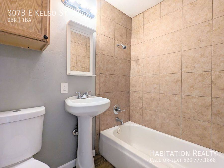 Apartment for rent at 307B E Kelso St, Tucson, AZ 85705