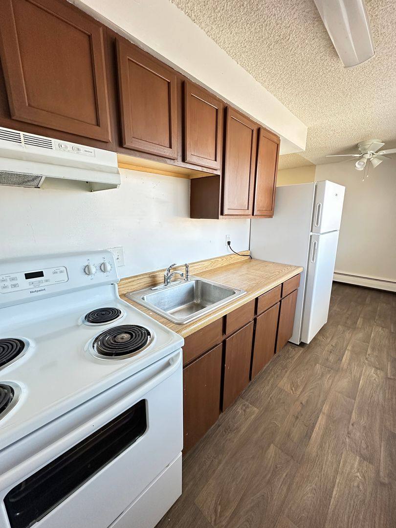 Apartment for rent at 1420 W 71st Place, Denver, CO 80221