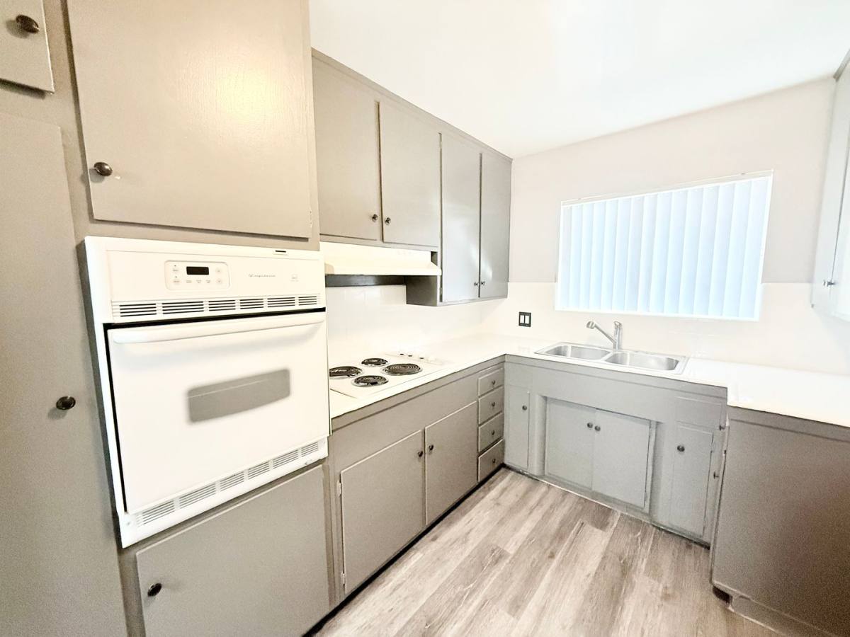 Apartment for rent at 3461 Anderson Ave, Riverside, CA 92507