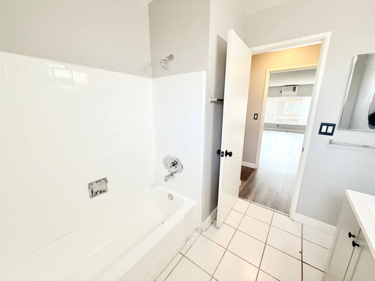Apartment for rent at 3461 Anderson Ave, Riverside, CA 92507