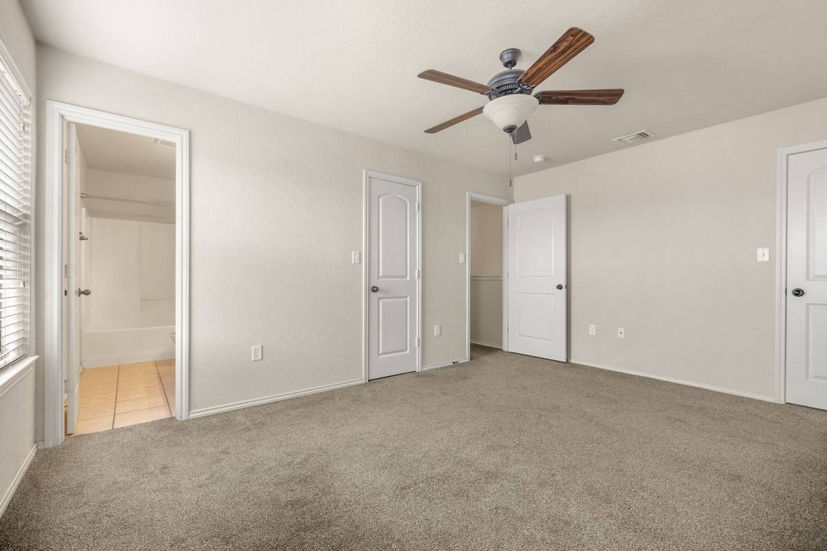 Townhouse for rent at 570 Creekside Circle, New Braunfels, TX 78130