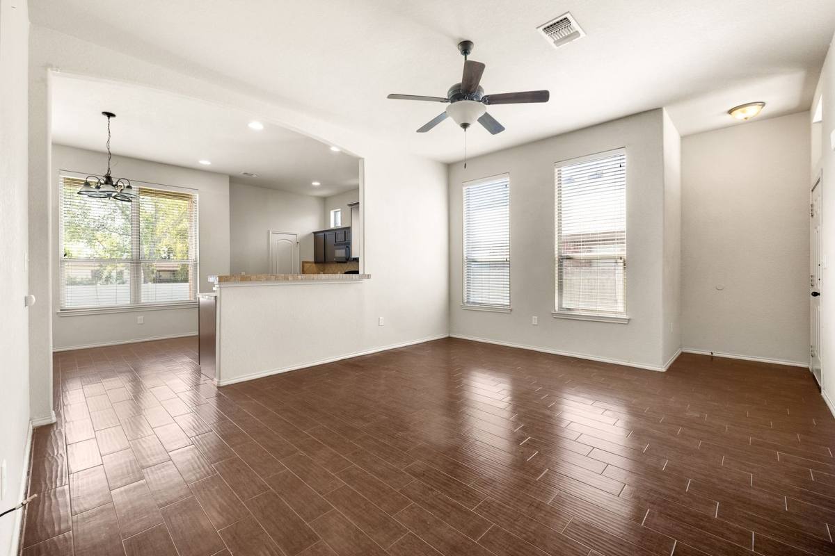 Townhouse for rent at 570 Creekside Circle, New Braunfels, TX 78130
