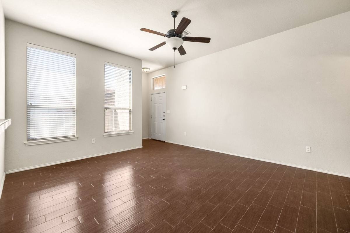 Townhouse for rent at 570 Creekside Circle, New Braunfels, TX 78130