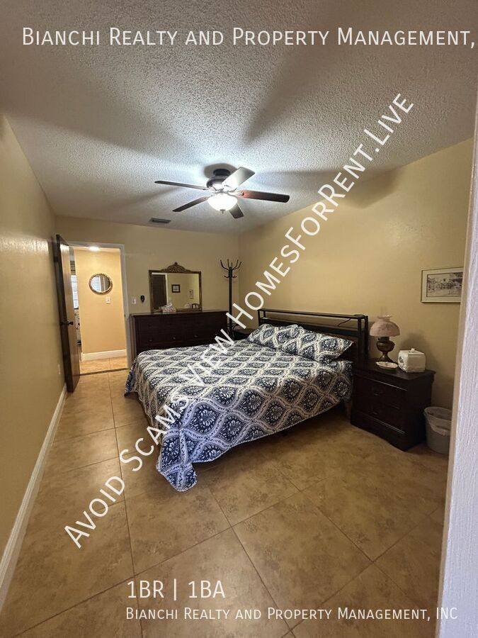 Apartment for rent at 10037 62nd Terrace N #15, Saint Petersburg, FL 33708