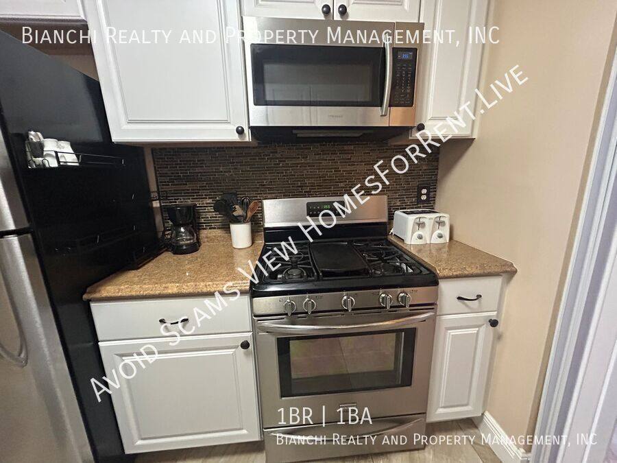 Apartment for rent at 10037 62nd Terrace N #15, Saint Petersburg, FL 33708