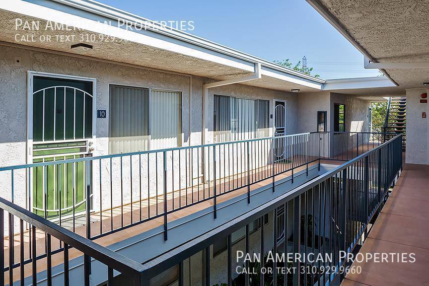 Apartment for rent at 2704 Vanderbilt Lane #13, Redondo Beach, CA 90278