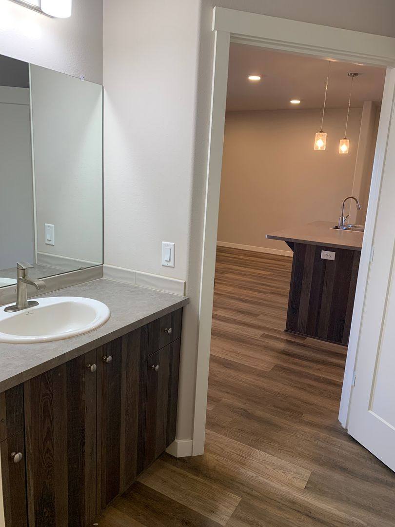 Apartment for rent at 1140 SW 27th, Redmond, OR 97756