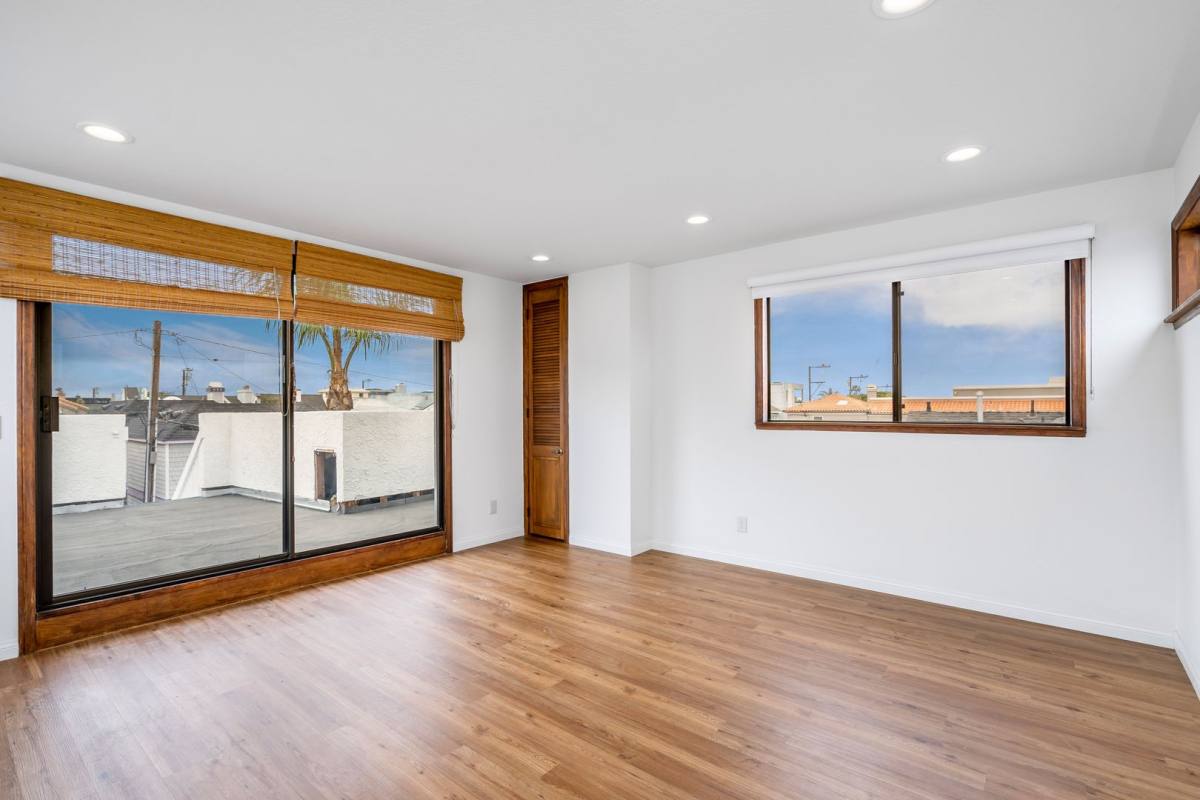 House for rent at 472 36th St, Manhattan Beach, CA 90266